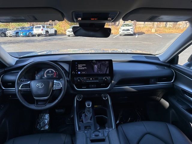 Certified 2024 Toyota Grand Highlander XLE image 21