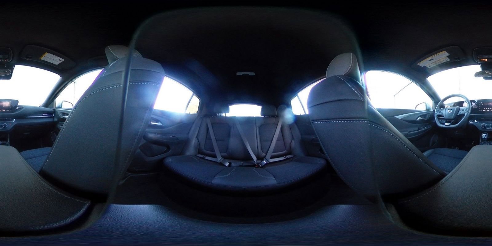 Used 2025 Buick Envista Preferred image 41