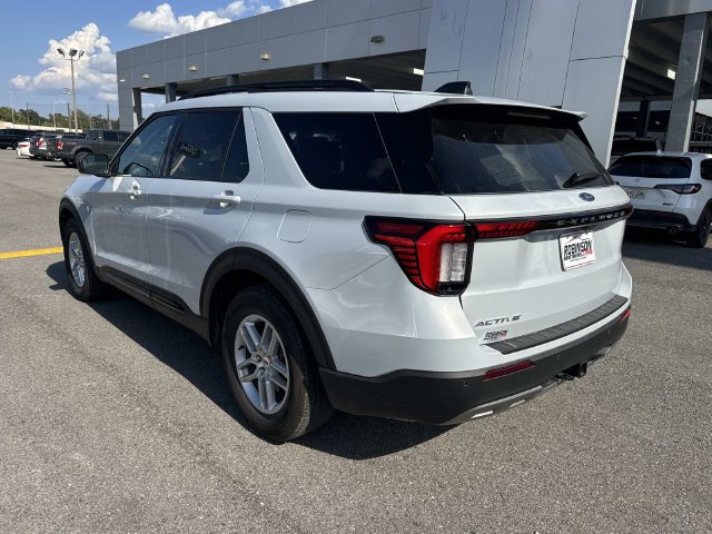 New 2026 Ford Explorer Active w/ Active Comfort Package RWD image 7