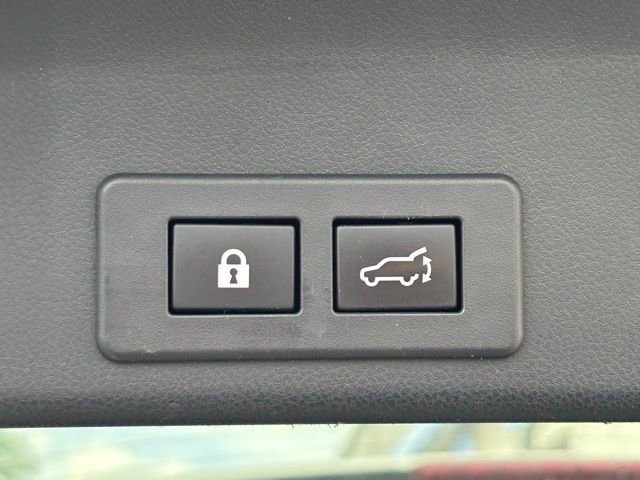 Used 2020 Subaru Ascent Limited w/ Technology Package AWD/4WD image 9