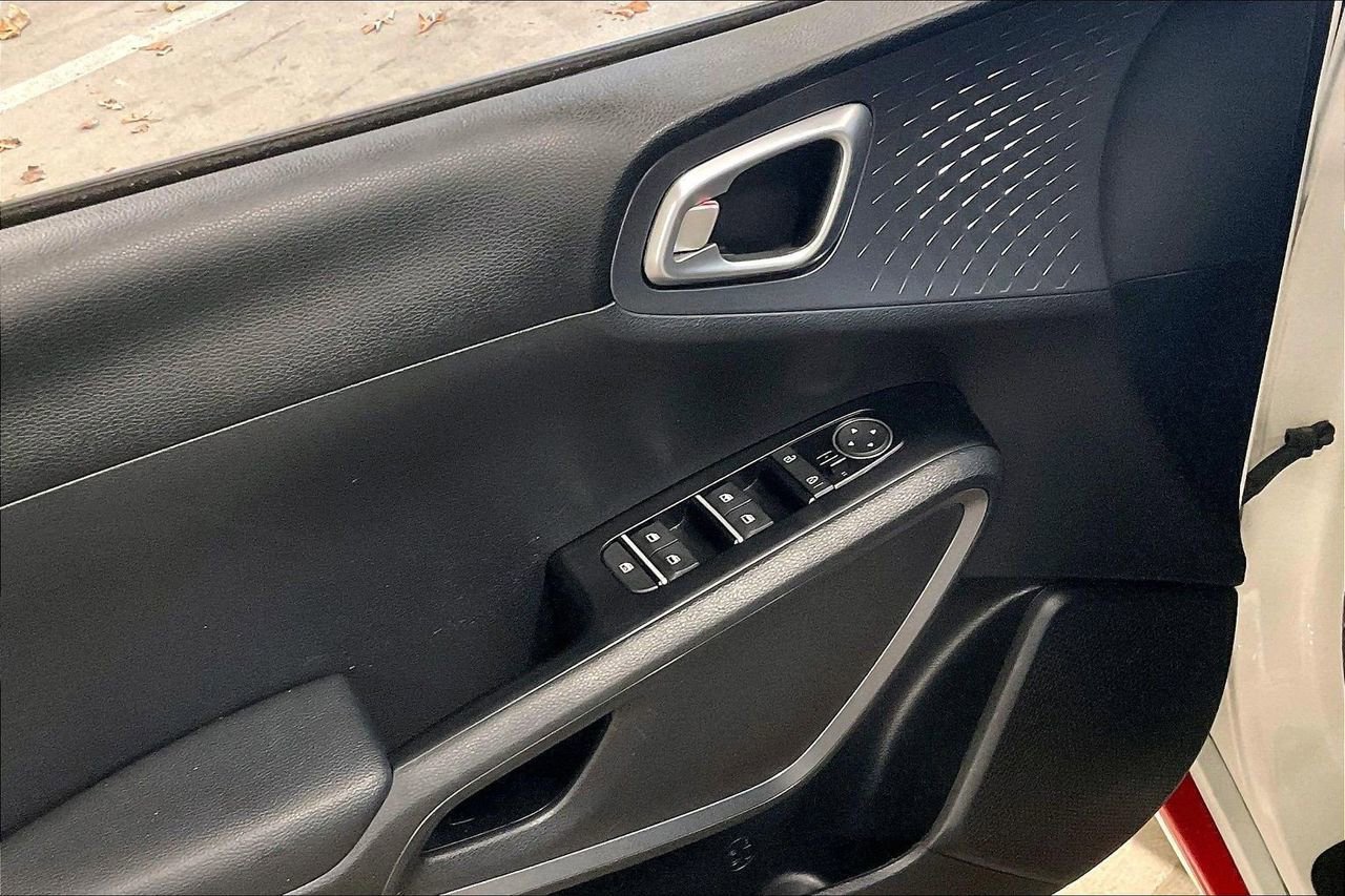 Used 2020 Kia Soul GT-Line w/ GT 2.0L Power Sunroof Package image 26