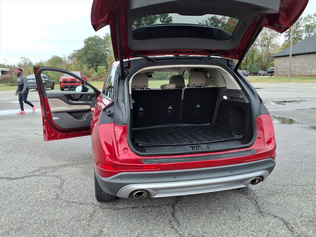 Used 2020 Lincoln Corsair Reserve image 18