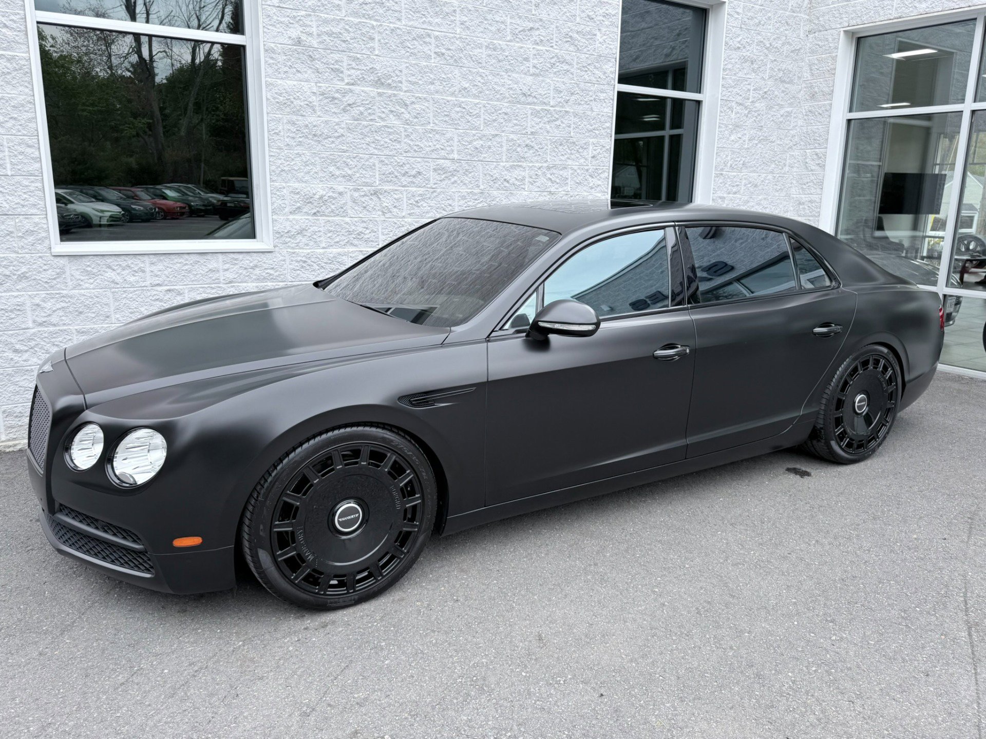Used 2015 Bentley Flying Spur V8 AWD/4WD image 1