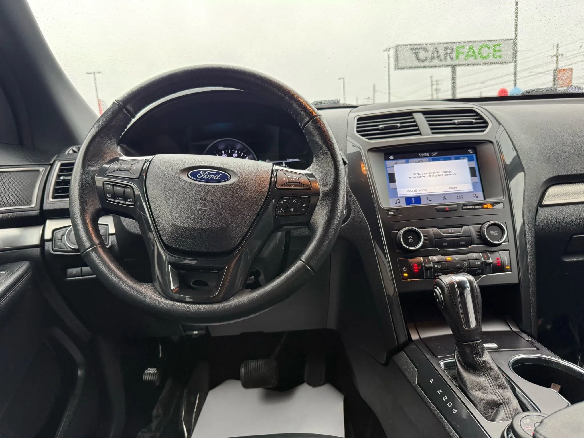 Used 2018 Ford Explorer XLT w/ Equipment Group 202A image 26