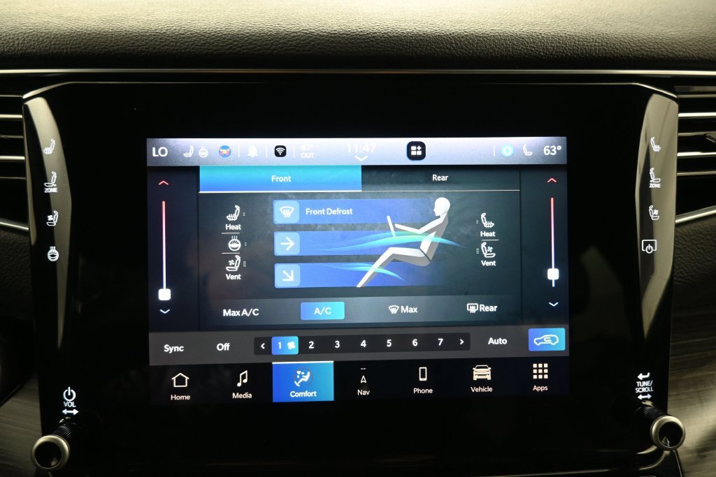 Used 2024 Jeep Wagoneer Series II w/ Flexible Seating Group RWD image 11