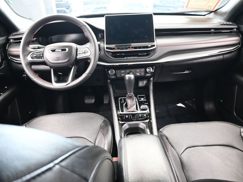 Used 2023 Jeep Compass Trailhawk w/ Trailhawk Elite Group image 42