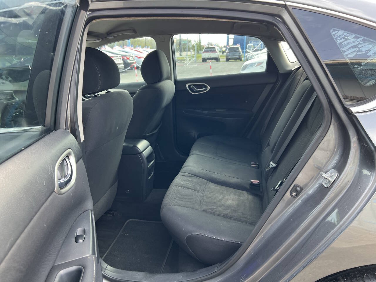 Used 2015 Nissan Sentra S FWD image 11