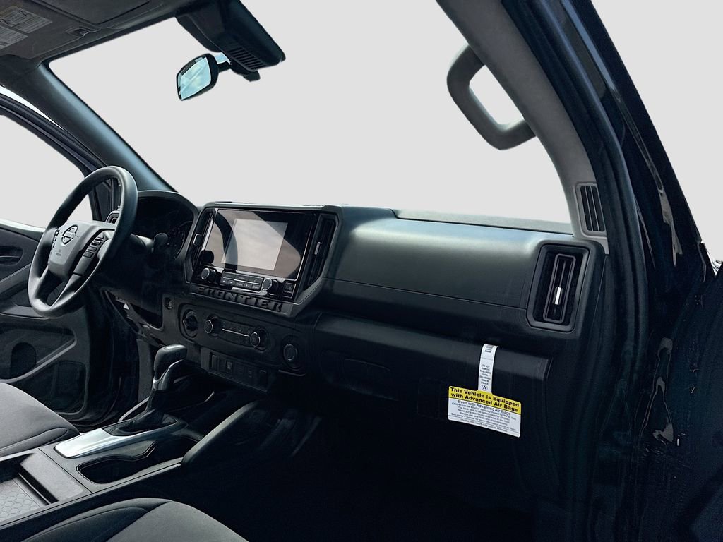 Used 2025 Nissan Frontier S AWD/4WD image 26
