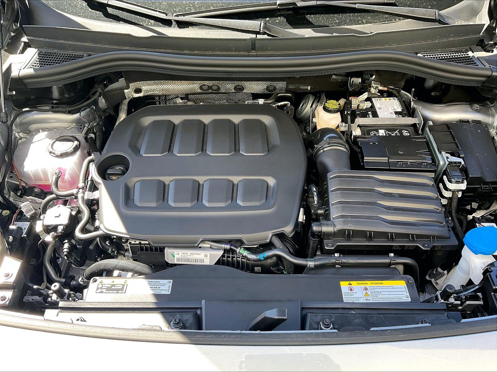 New 2026 Volkswagen Tiguan SE FWD image 9