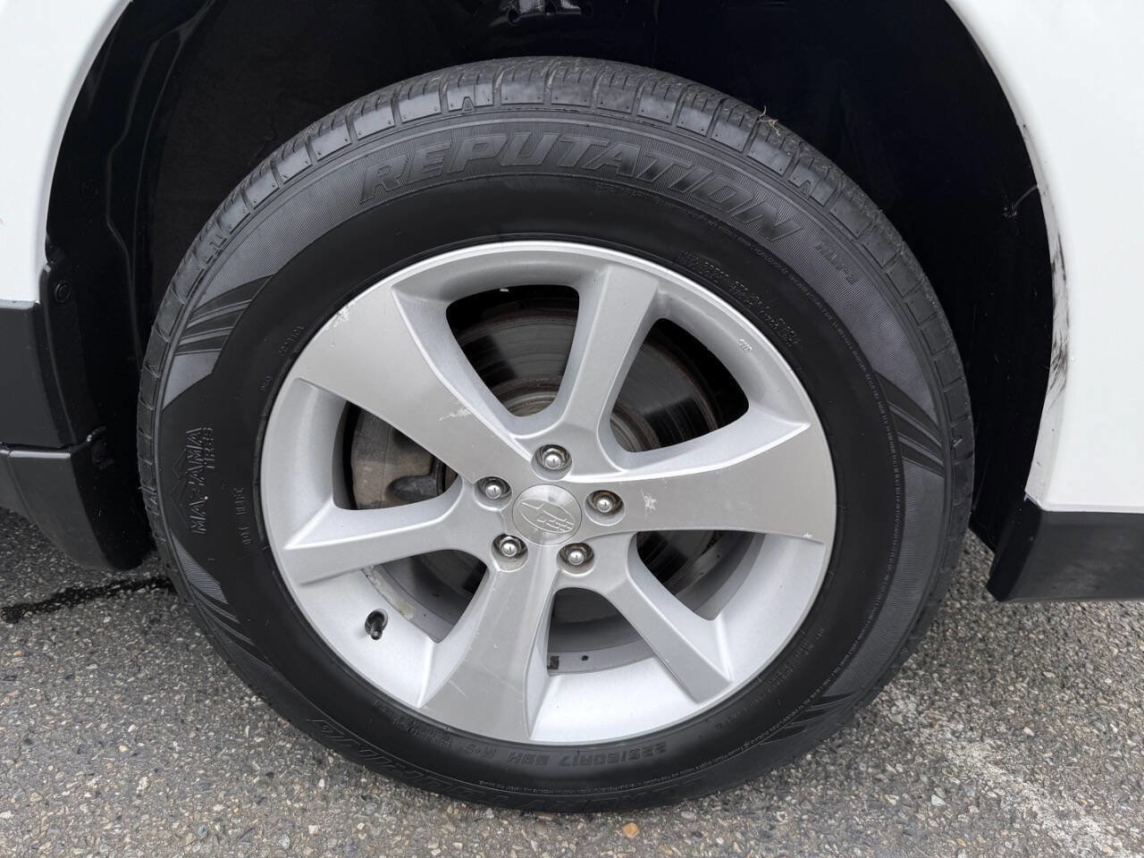 Used 2014 Subaru Outback 3.6R Limited w/ Moonroof Package image 28