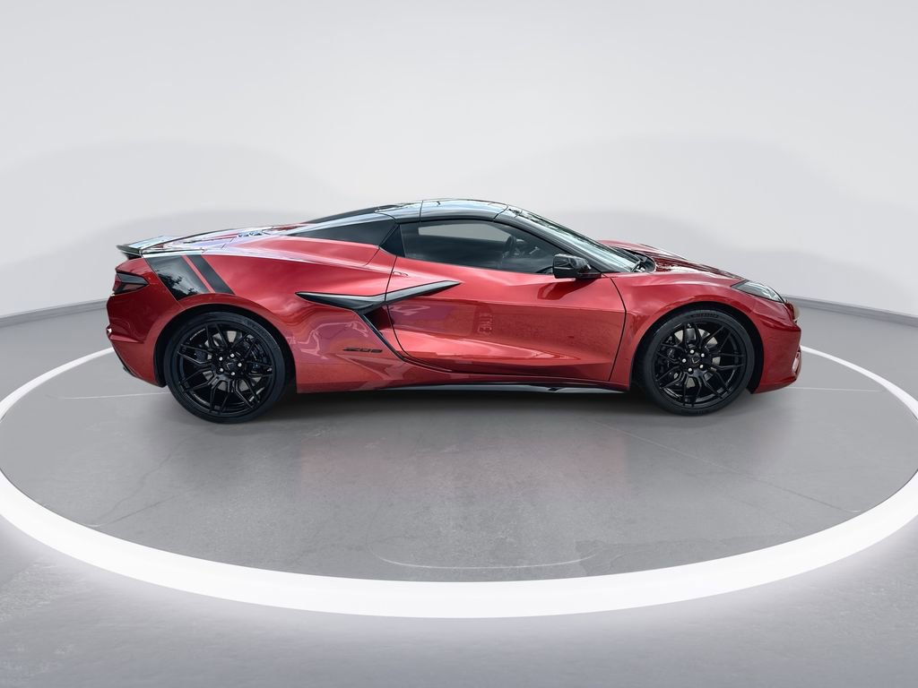 Used 2024 Chevrolet Corvette Z06 w/ Stealth Interior Trim Package RWD image 9