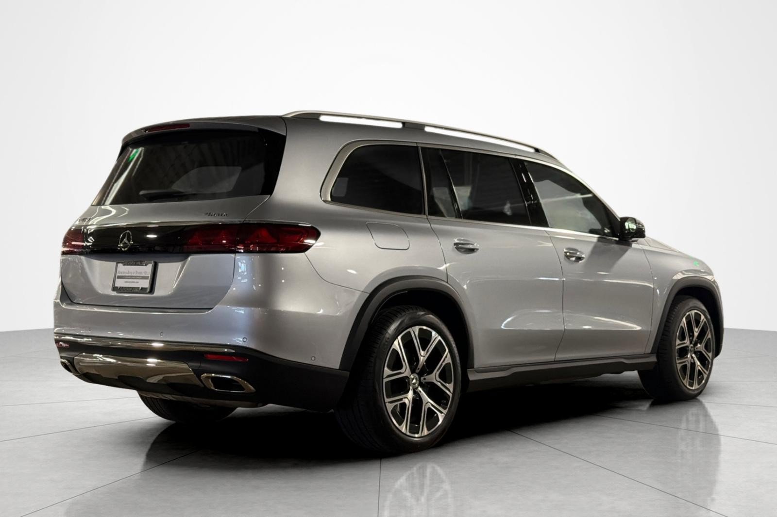 New 2027 Mercedes-Benz GLS 450 4MATIC image 5