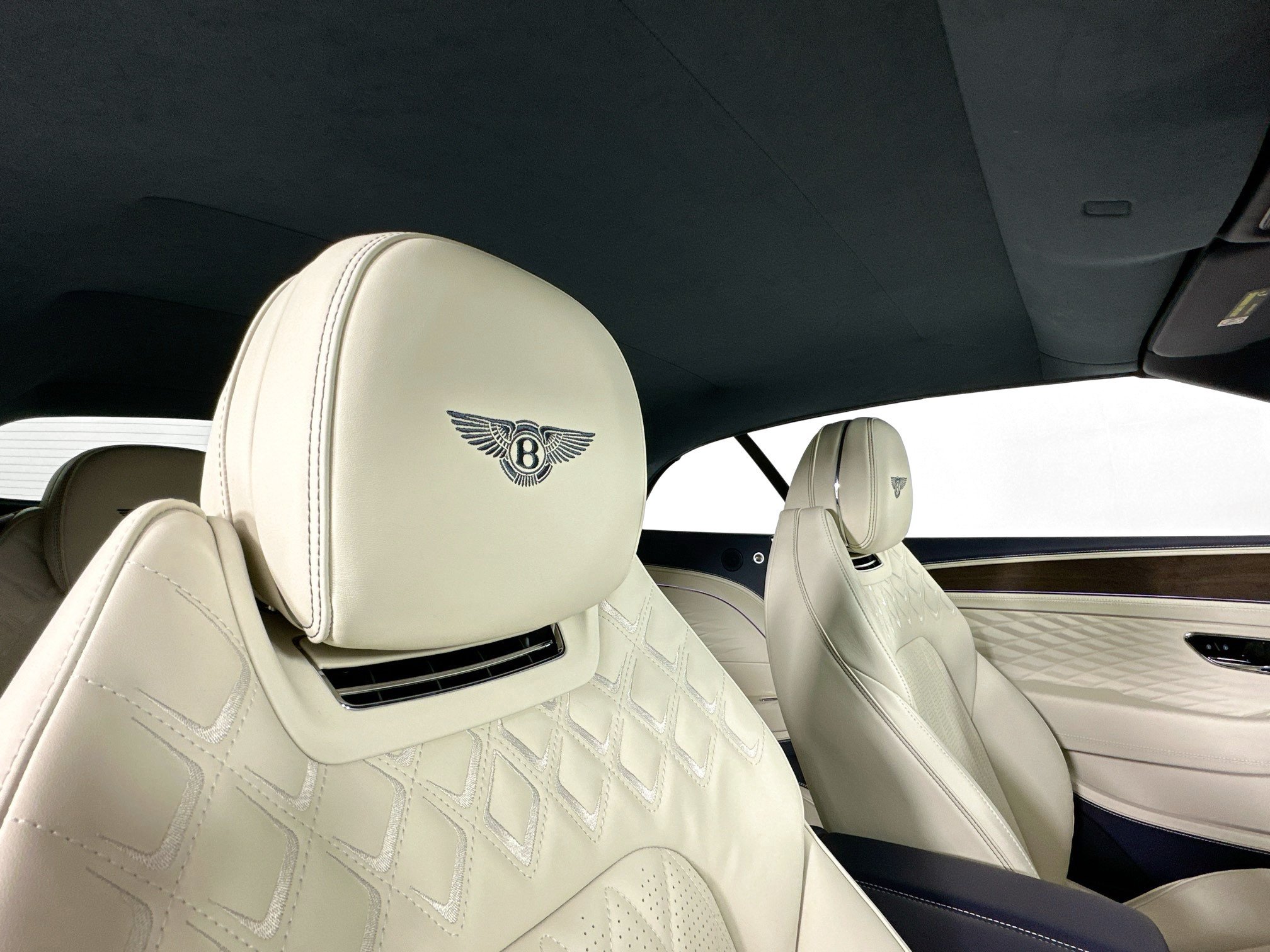 New 2026 Bentley Continental GT AWD/4WD image 19