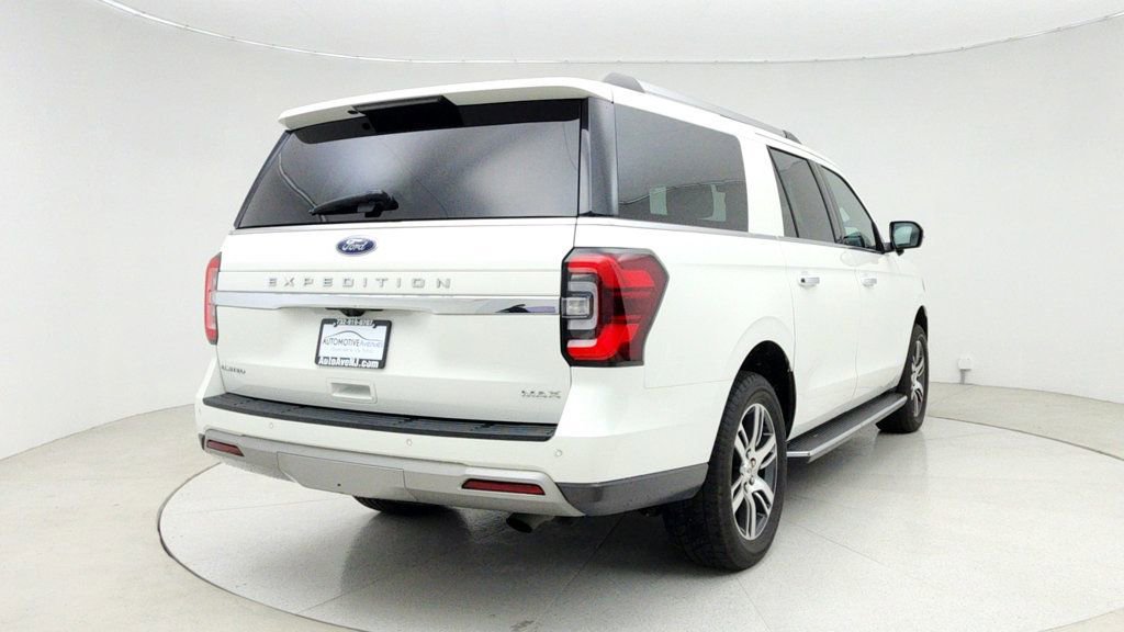 Used 2022 Ford Expedition Max Limited image 5