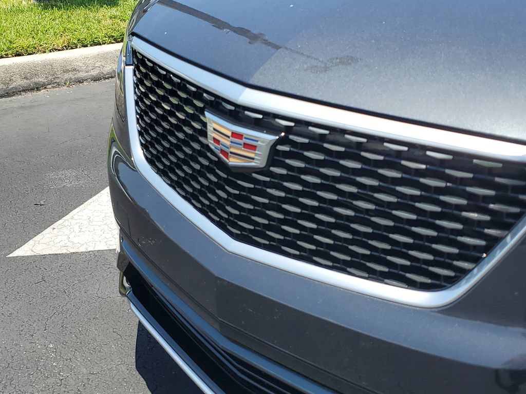 Certified 2022 Cadillac XT6 Premium Luxury AWD/4WD image 9