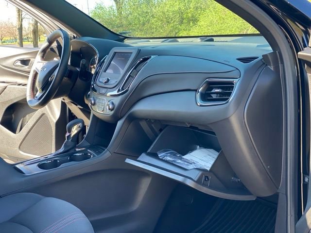 Certified 2024 Chevrolet Equinox RS image 18