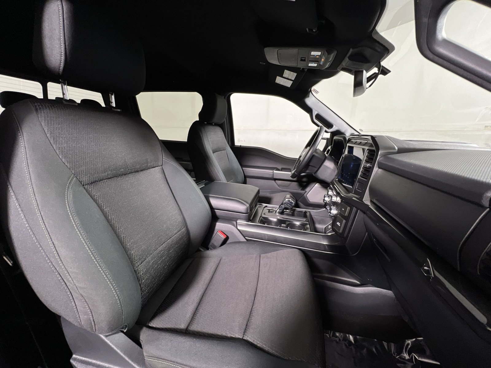 Used 2022 Ford F150 XLT w/ Equipment Group 302A High image 24