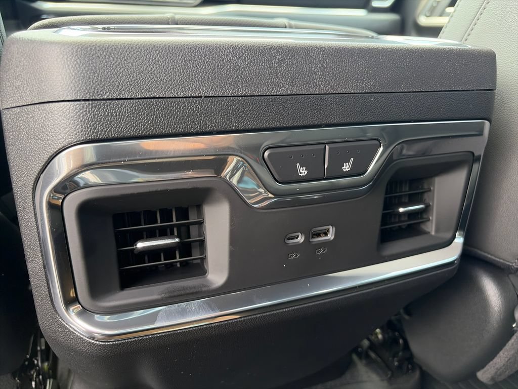 New 2026 Chevrolet Silverado 3500 LTZ w/ LTZ Plus Package AWD/4WD image 9