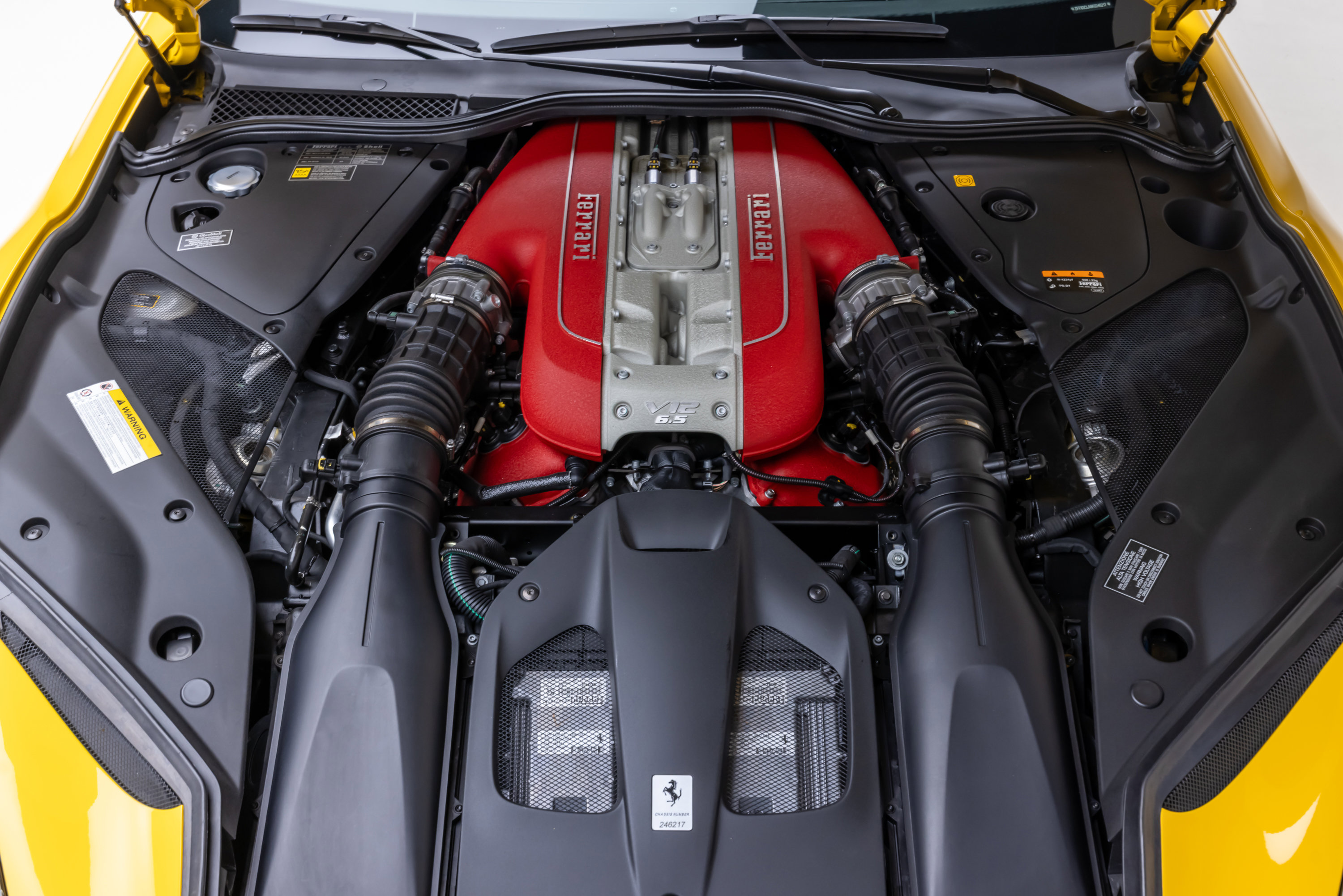 Used 2019 Ferrari 812 Superfast image 49