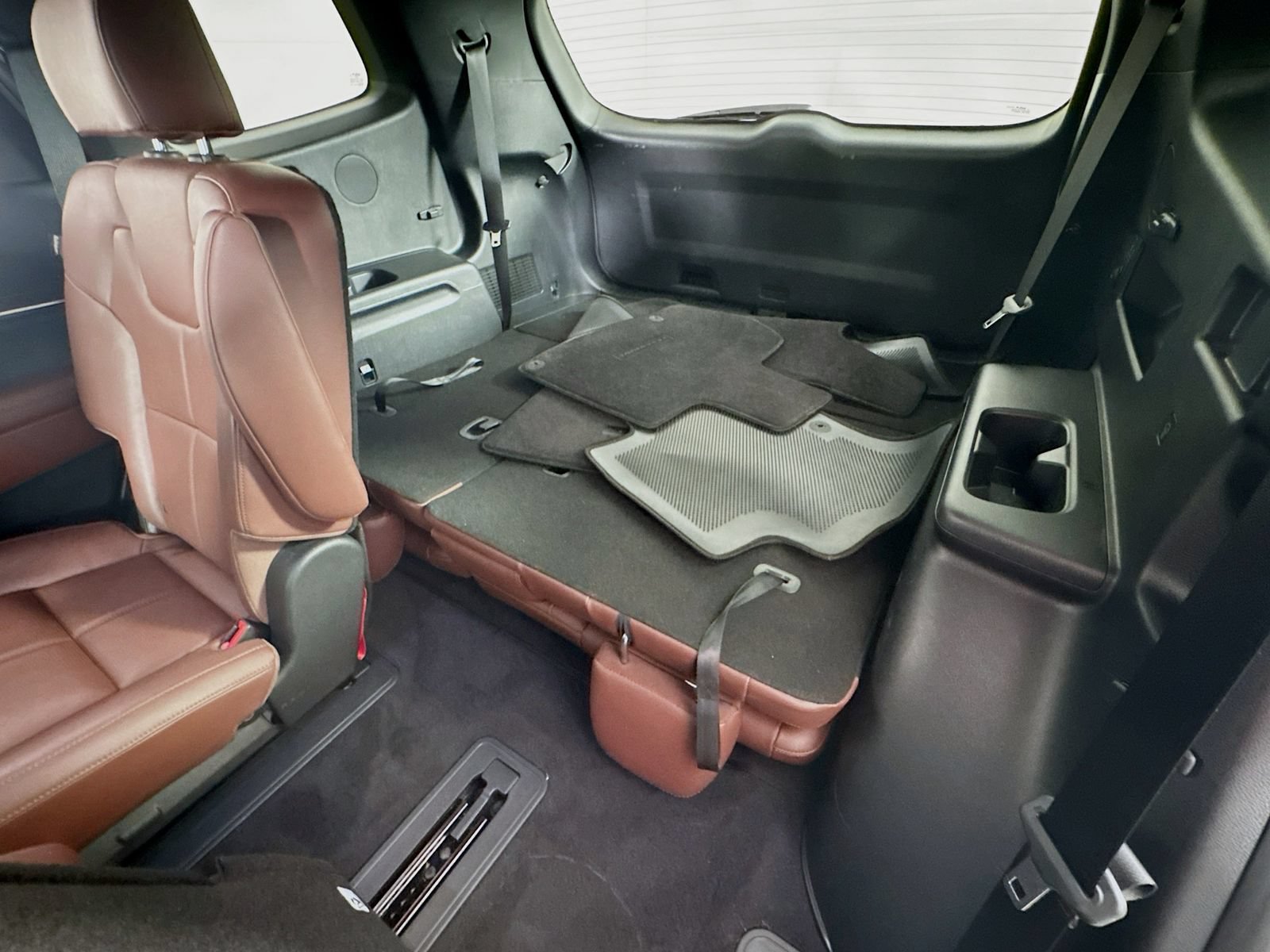 Used 2024 Kia Telluride EX w/ EX Captain's Chair Package AWD/4WD image 23