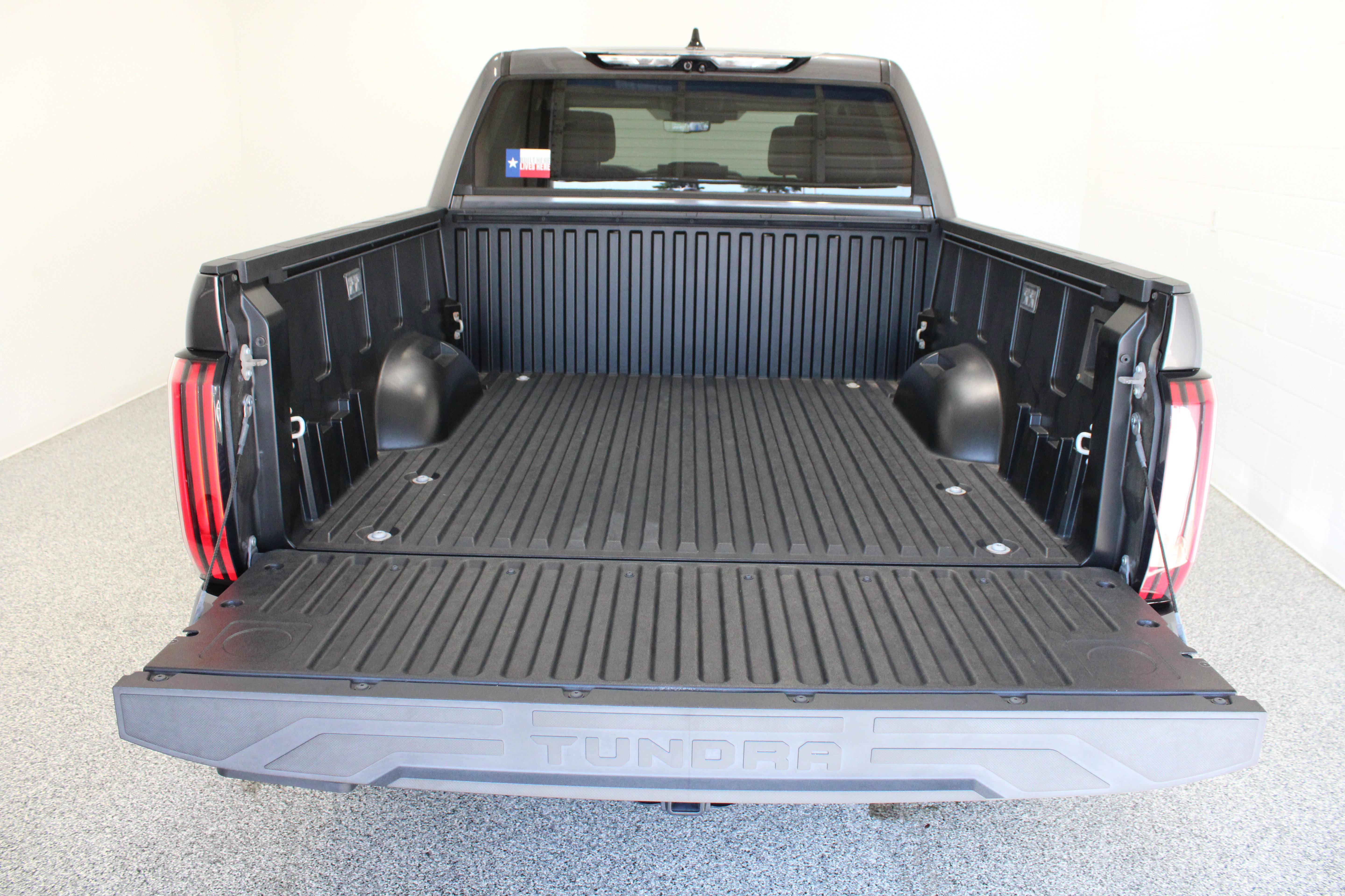 Used 2023 Toyota Tundra Limited RWD image 9