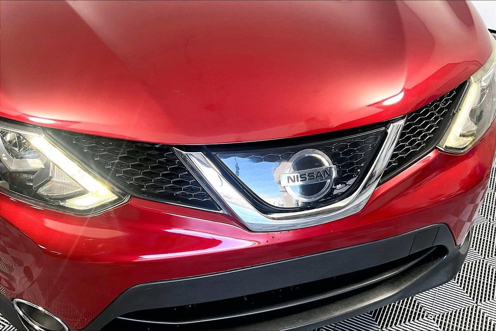 Used 2019 Nissan Rogue Sport SV w/ Technology Package FWD image 29