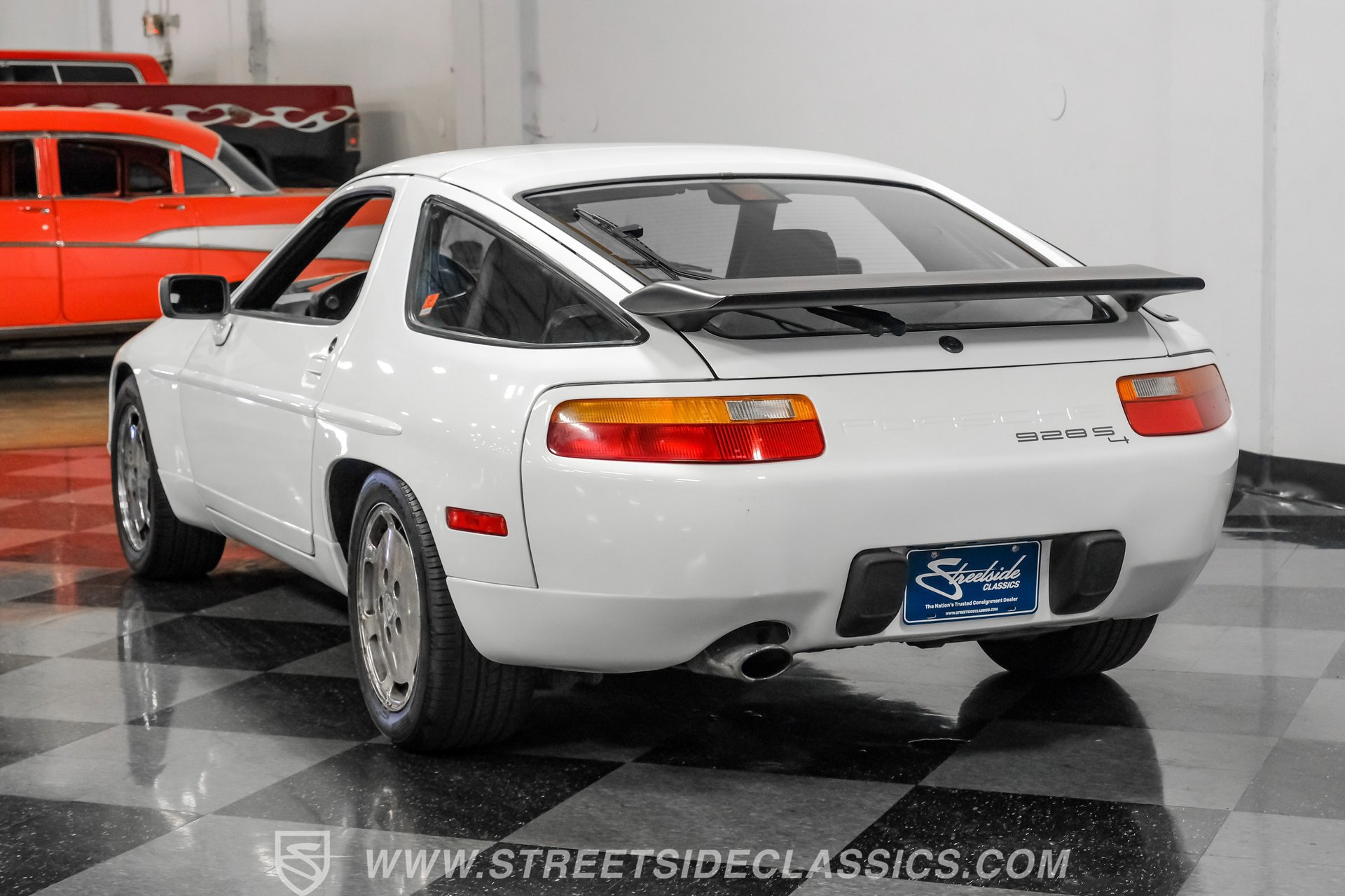 Used 1987 Porsche 928 S4 RWD image 8