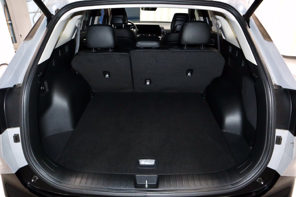 Used 2024 Kia Sportage SX FWD image 15