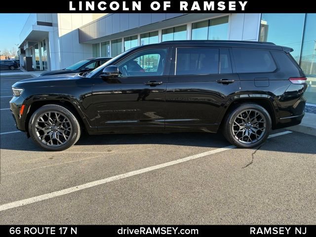 Used 2023 Jeep Grand Cherokee L Summit w/ High Altitude Package AWD/4WD image 4