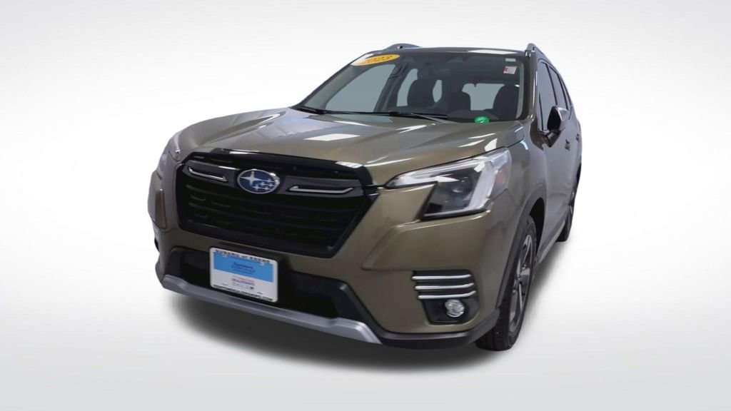 Used 2023 Subaru Forester Touring AWD/4WD image 3