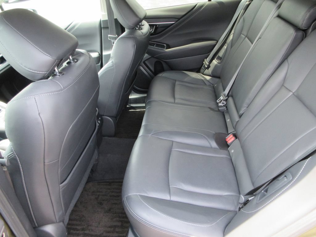 Used 2020 Subaru Outback Limited AWD/4WD image 14
