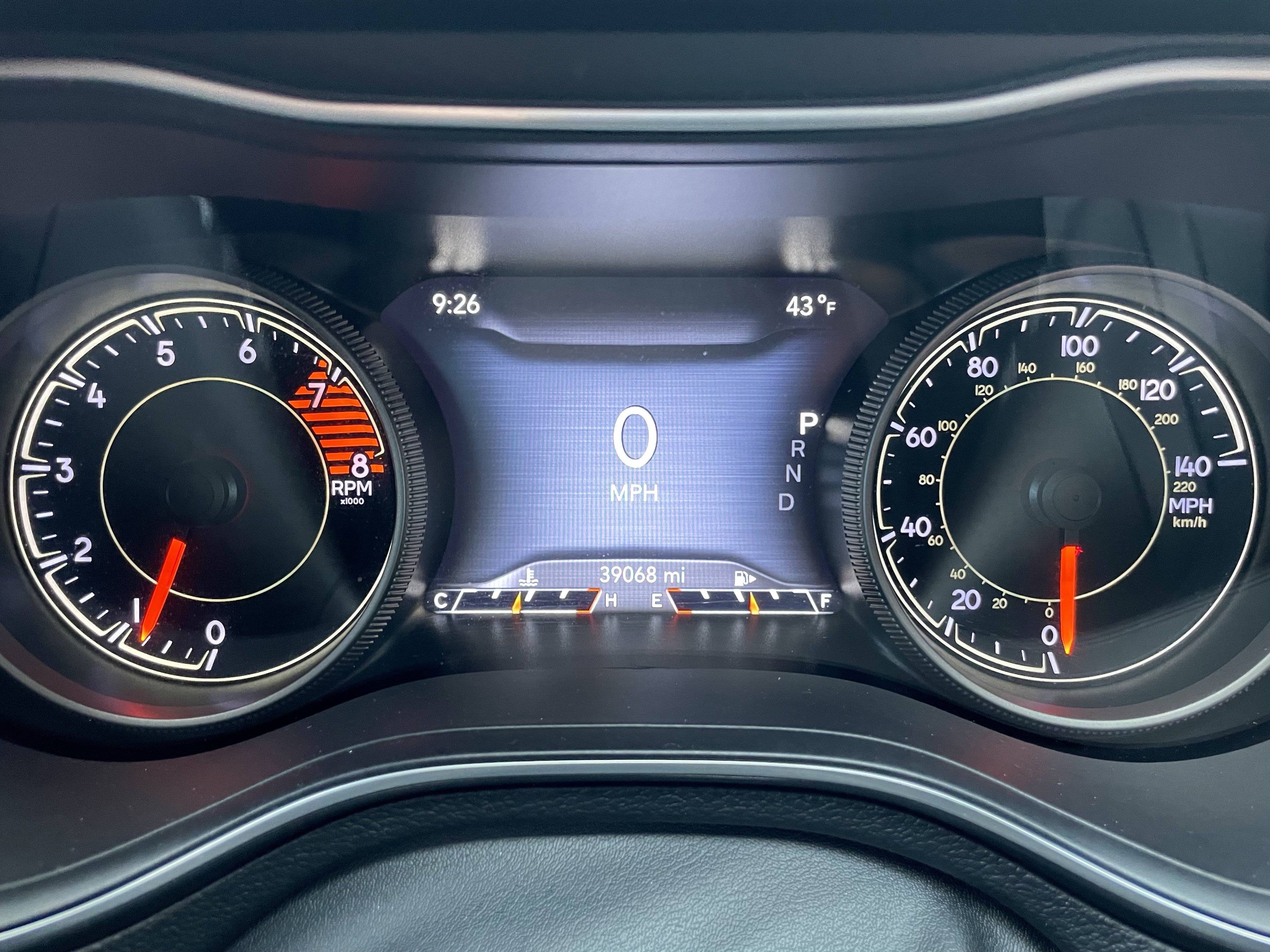 Used 2019 Jeep Cherokee Limited image 23