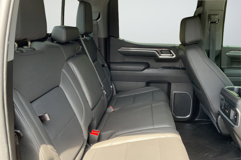 Certified 2024 Chevrolet Silverado 1500 LTZ w/ LTZ Premium Package AWD/4WD image 28