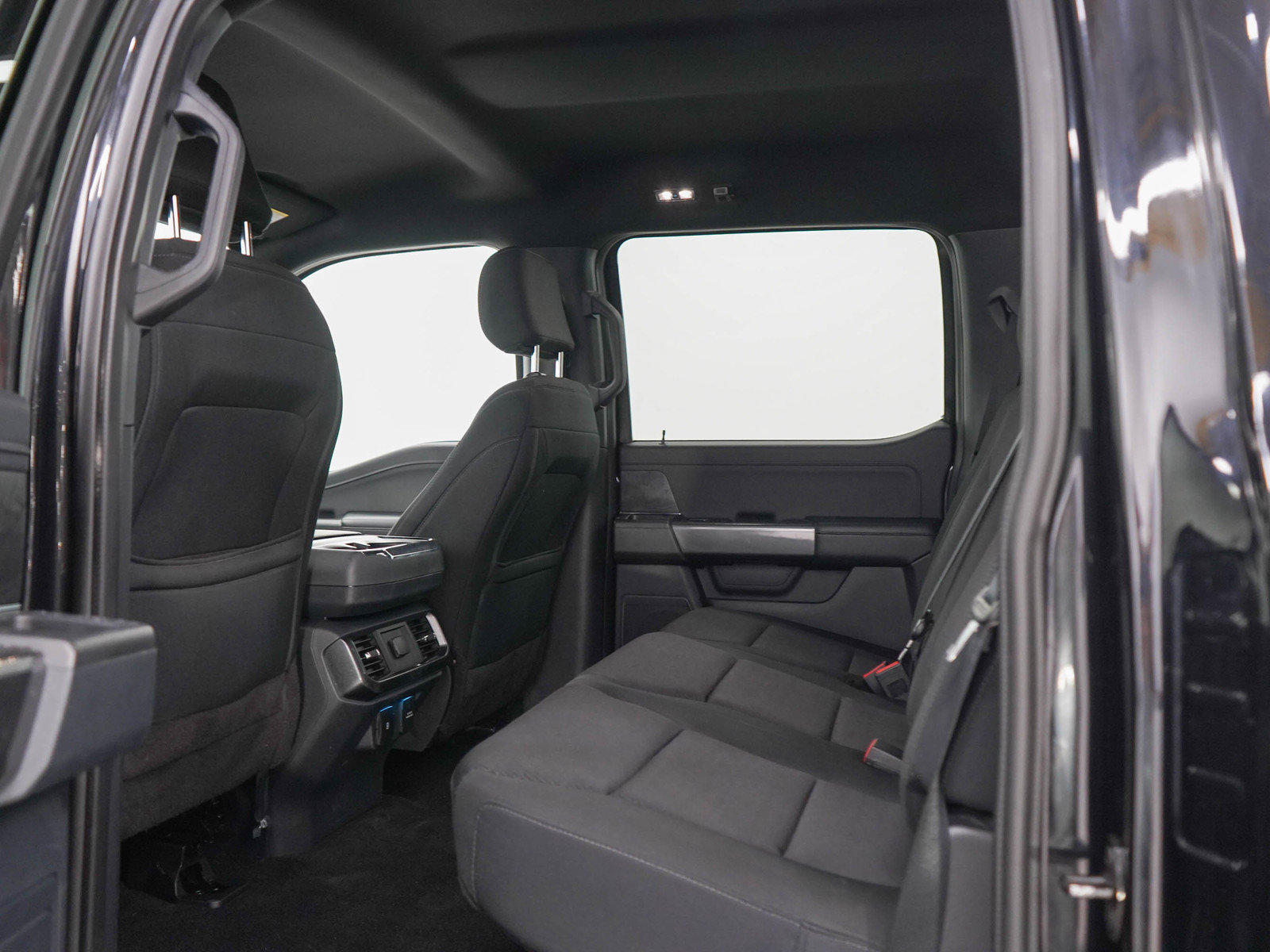 Used 2022 Ford F150 XLT w/ Equipment Group 302A High AWD/4WD image 17