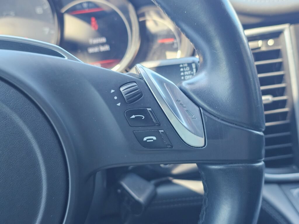 Used 2013 Porsche Panamera GTS AWD/4WD image 27