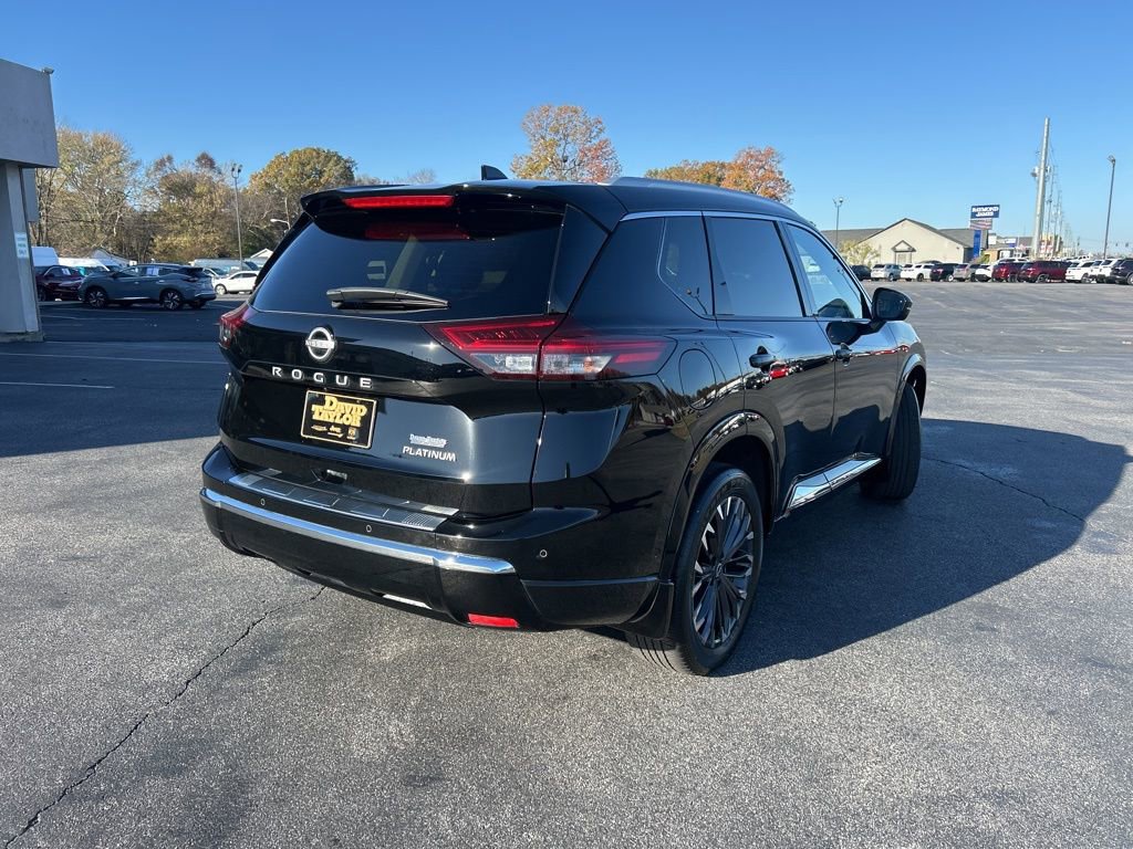 Used 2024 Nissan Rogue Platinum w/ Platinum Premium Package image 5