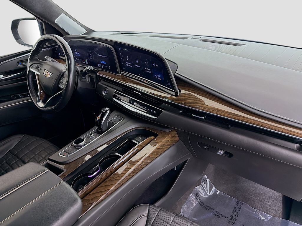 Used 2023 Cadillac Escalade Sport Platinum w/ LPO, ONYX Package AWD/4WD image 27