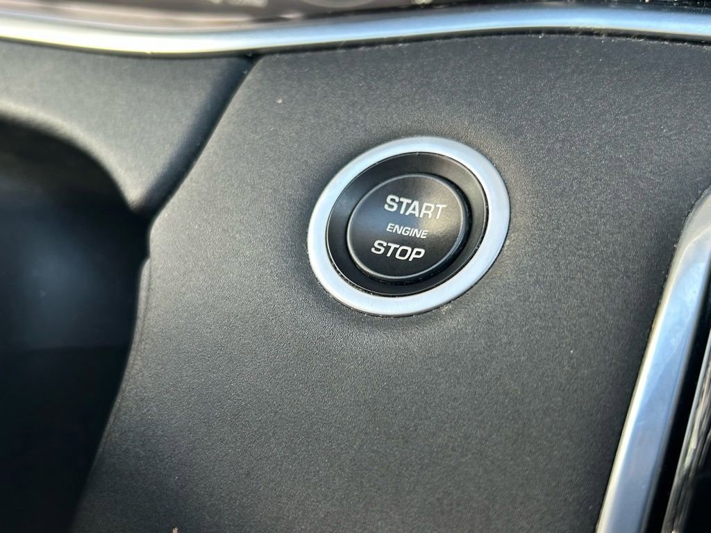 Used 2020 Land Rover Range Rover Evoque SE image 38