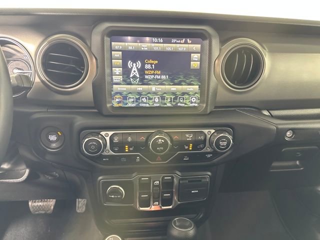 Used 2023 Jeep Wrangler Unlimited w/ Cold Weather Group image 21