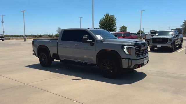 Used 2024 GMC Sierra 2500 AT4 w/ Technology Package AWD/4WD image 2