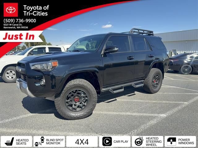 Used 2024 Toyota 4Runner TRD Off-Road Premium w/ TRD Black Wheel Package (TMS) AWD/4WD image 31