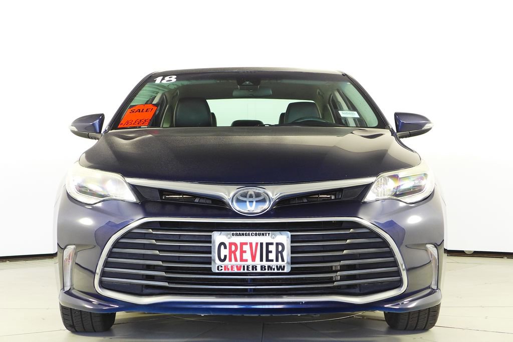 Used 2018 Toyota Avalon XLE w/ Preferred Accessory Package image 3