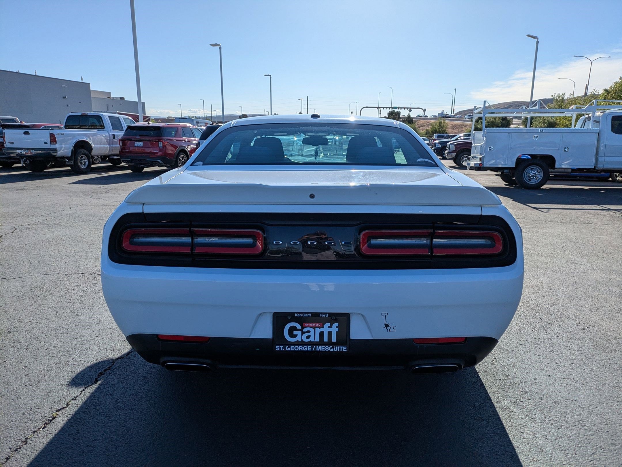 Used 2019 Dodge Challenger SXT image 5