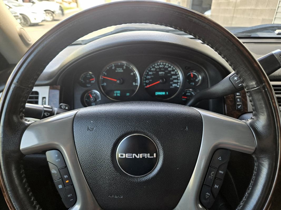Used 2013 GMC Sierra 3500 Denali image 30