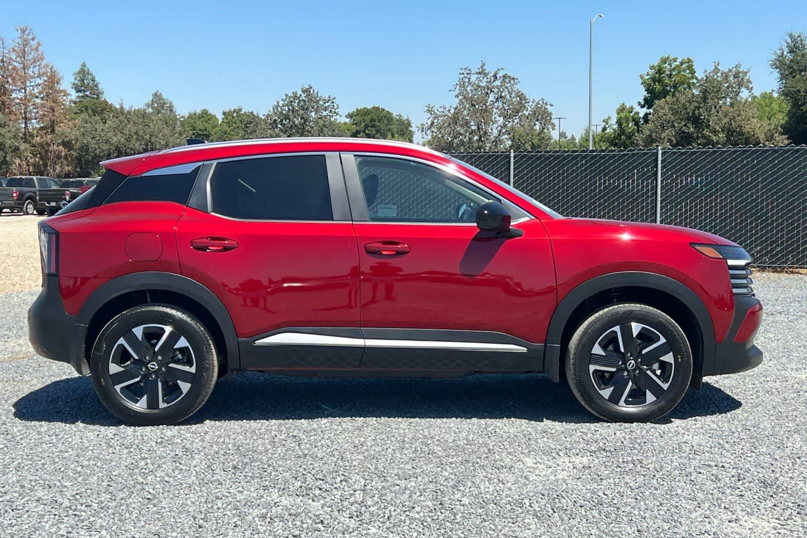 New 2026 Nissan Kicks SV AWD/4WD image 7