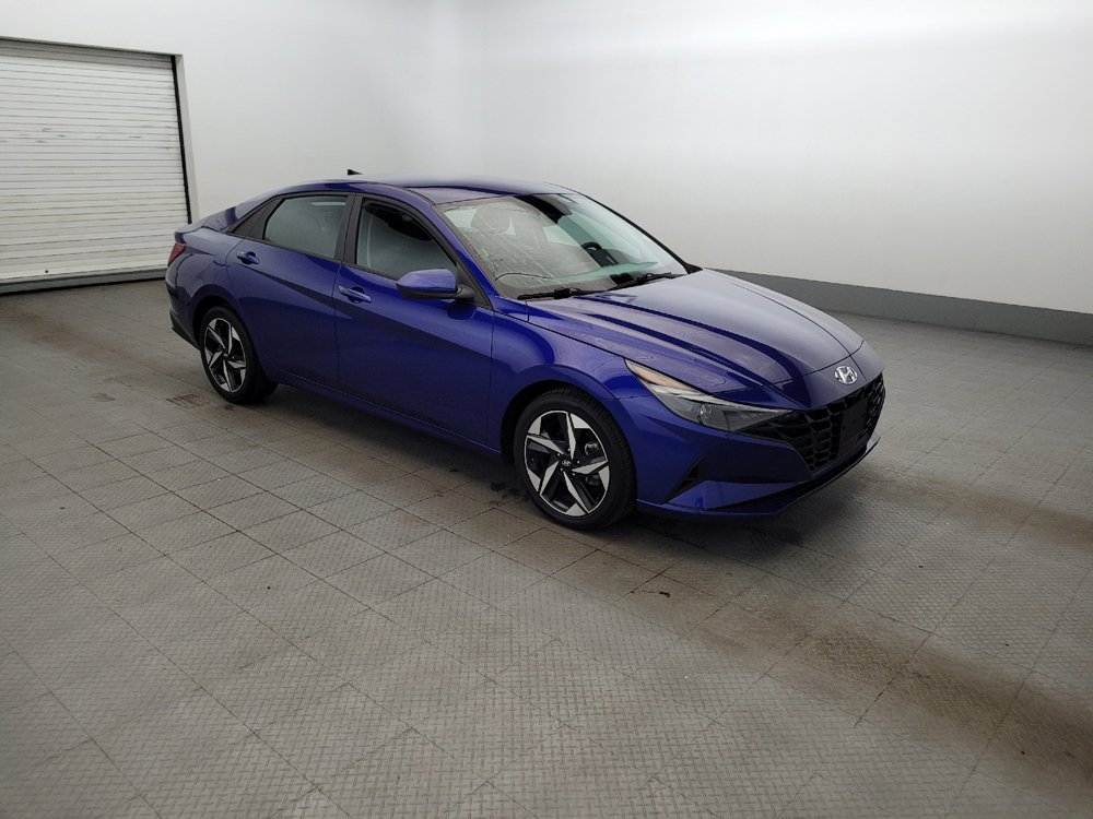 Used 2023 Hyundai Elantra SEL w/ Convenience Package FWD image 11