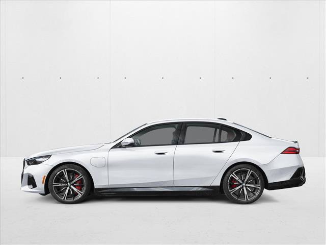 New 2027 BMW 550e xDrive AWD/4WD image 3