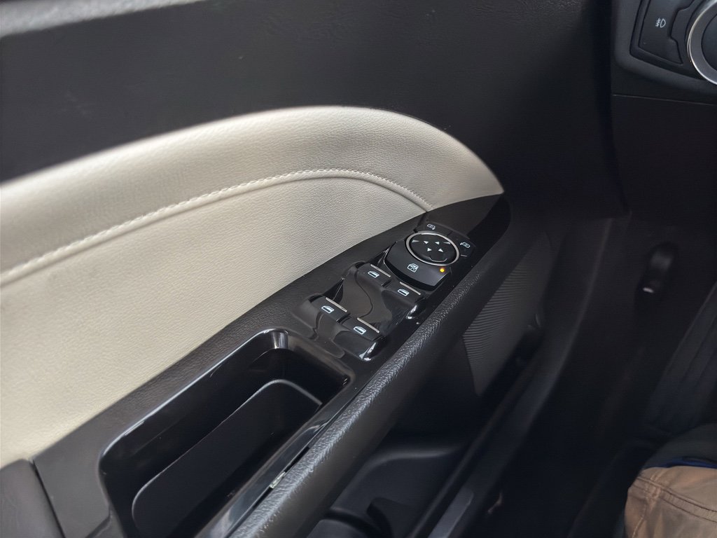 Used 2015 Ford Fusion Titanium image 26