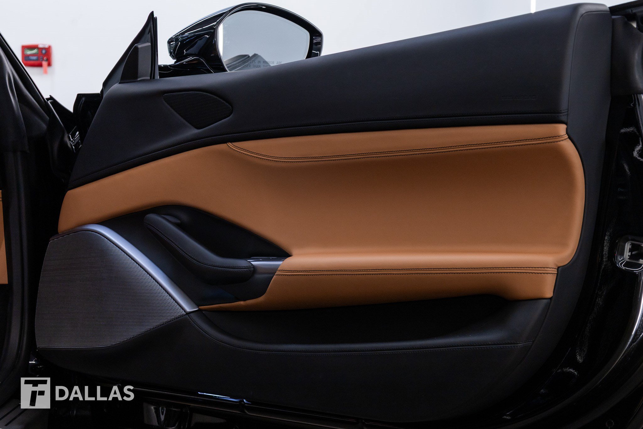 Used 2023 Ferrari Portofino M RWD image 36