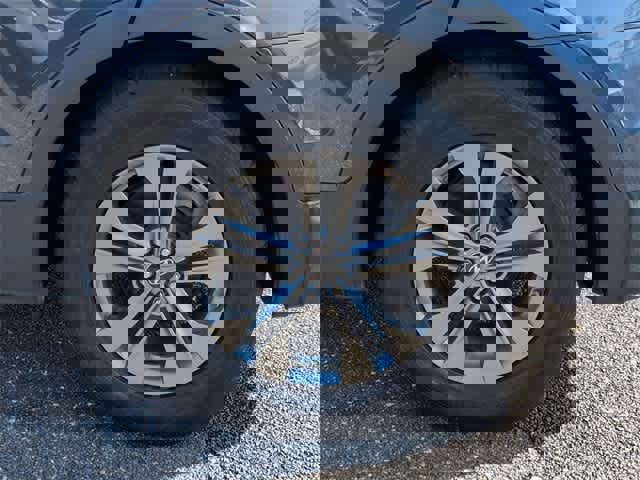 Used 2014 Hyundai Santa Fe Sport w/ Technology Package 04 image 14